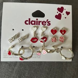 Earrings ,one pair missing